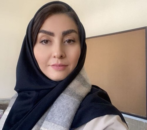 روشنک امینی‌فر 